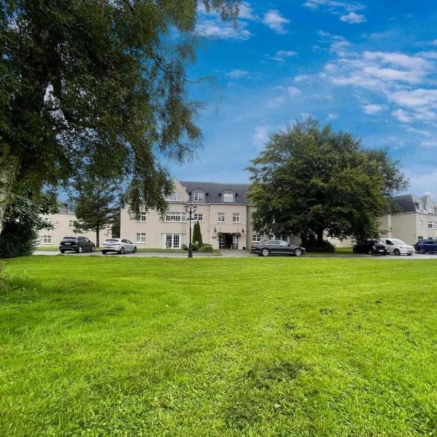 Spacious 2 Bedroom In Apartment Killarney