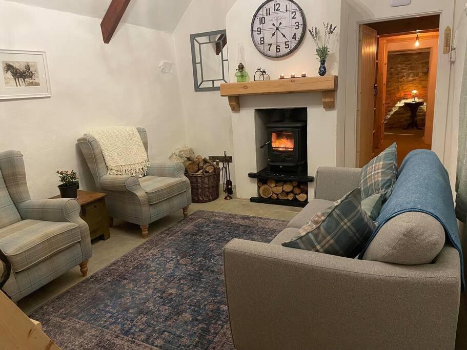 Gap Of Dunloe Shepherd's Holiday home *