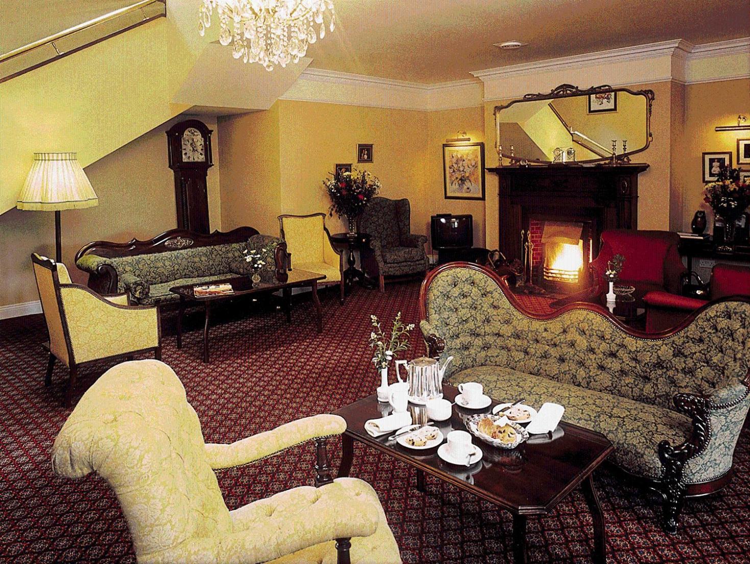 Earls Court House Killarney
