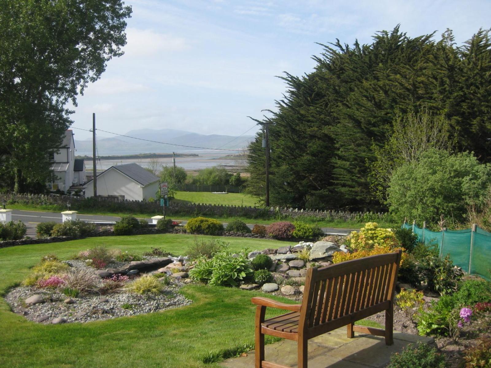 Bed & Breakfast Glencurrah House