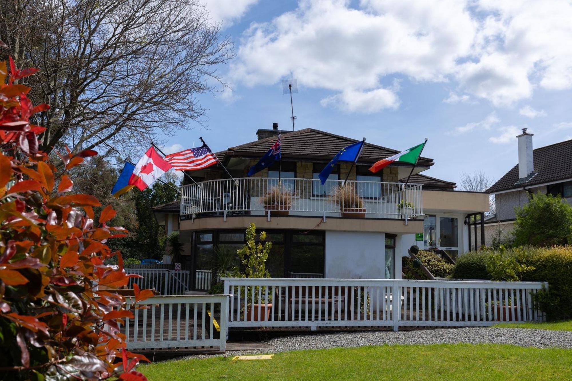 View House 3*
