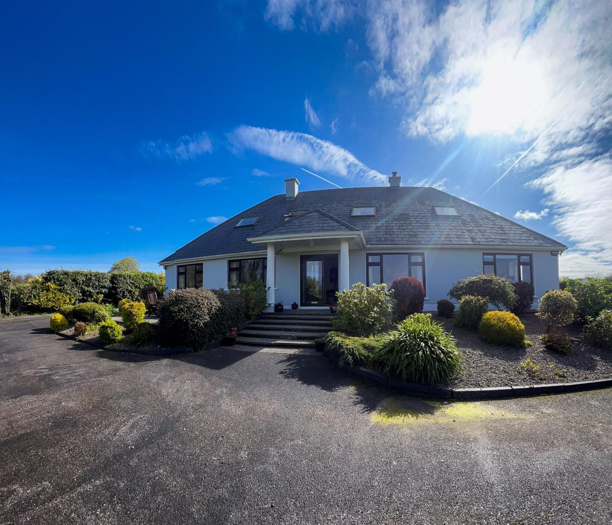 Dooneen House * Killarney
