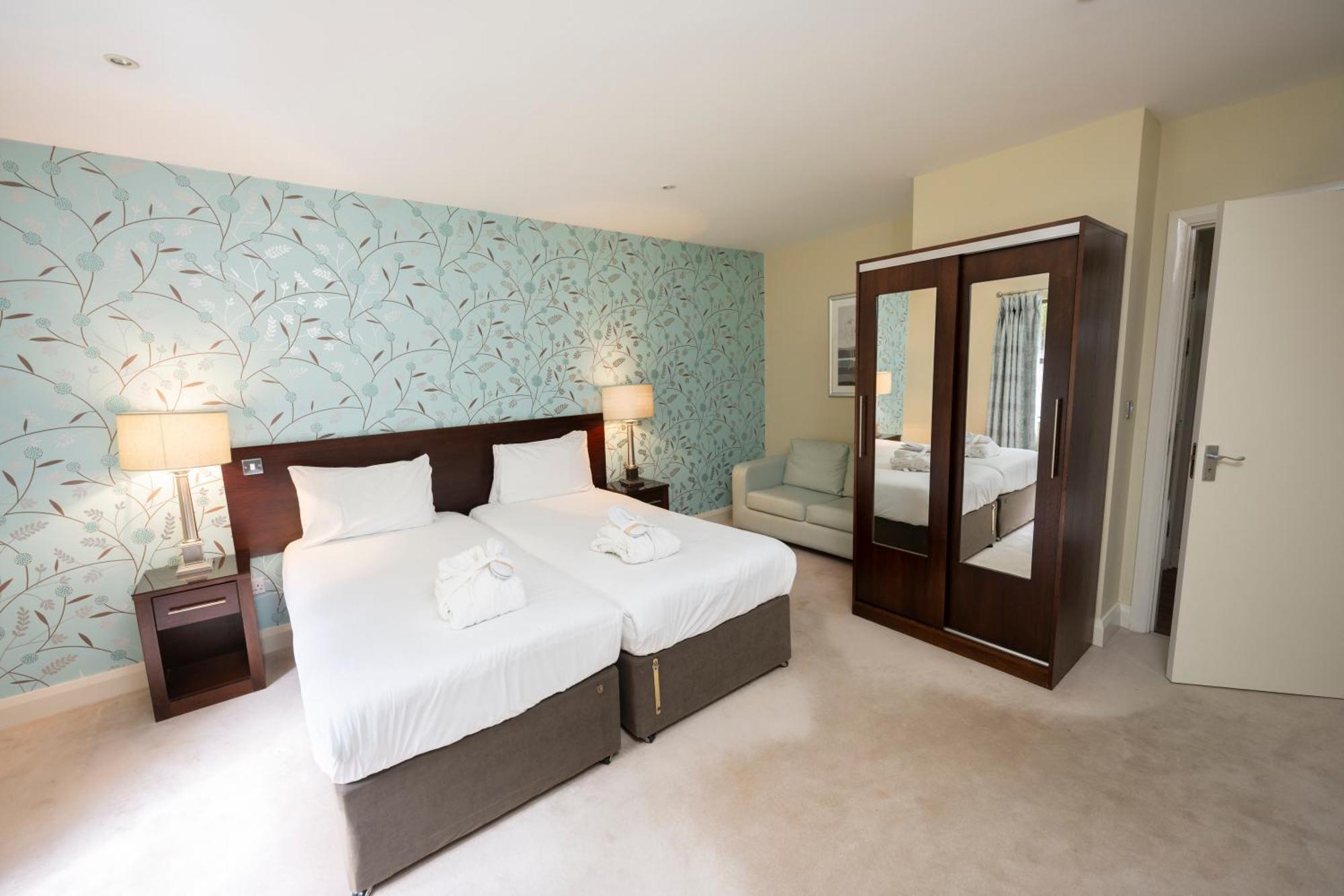 Resort Kenmare Bay
