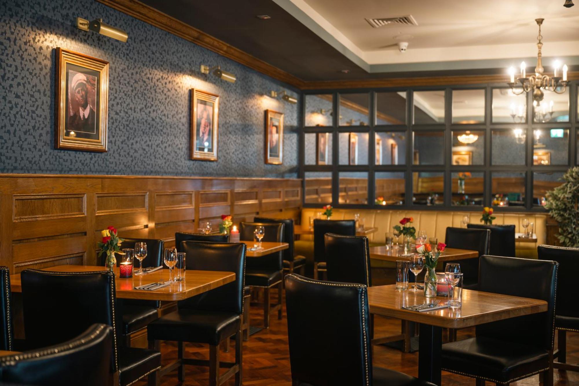 Scott's 4* Killarney