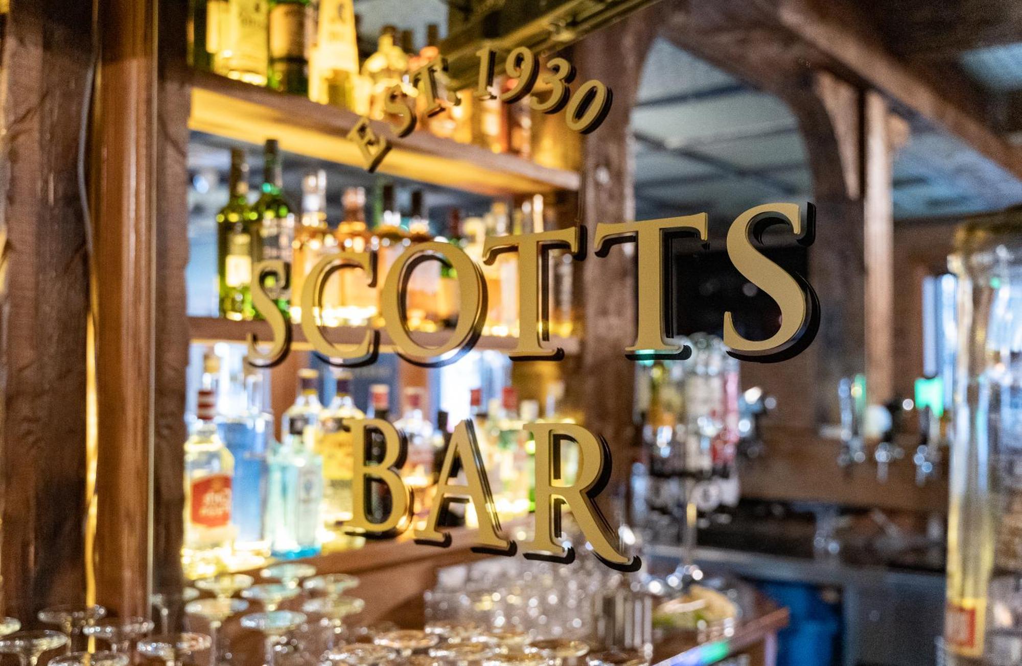 Scott's 4* Killarney