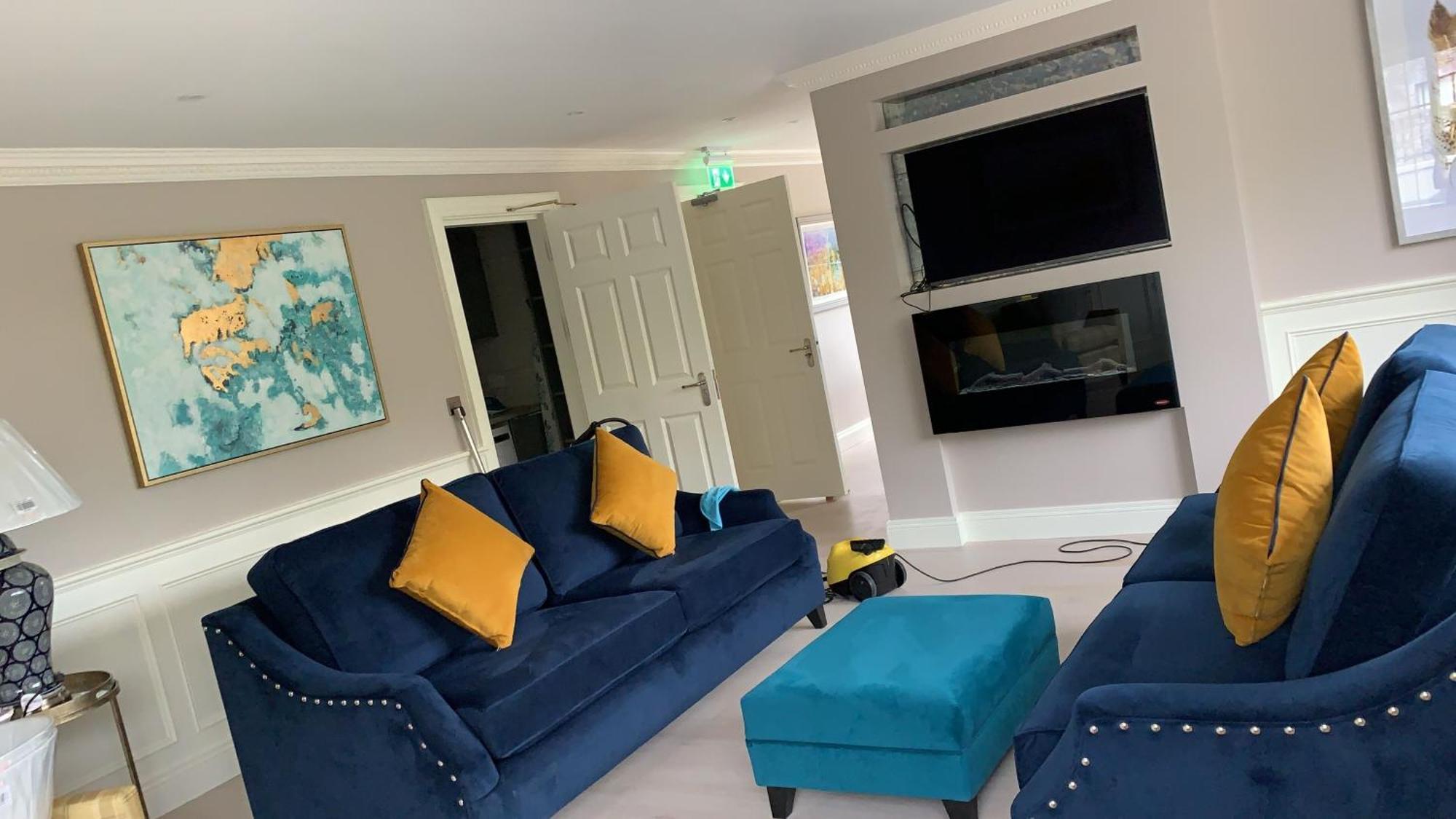 Robeen House Apartment
