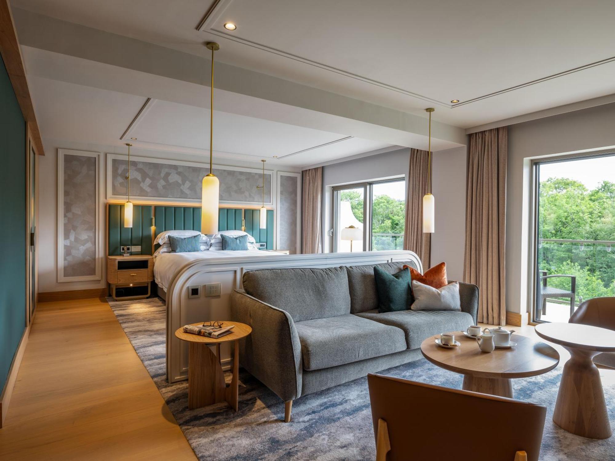 The Europe & Hotel
