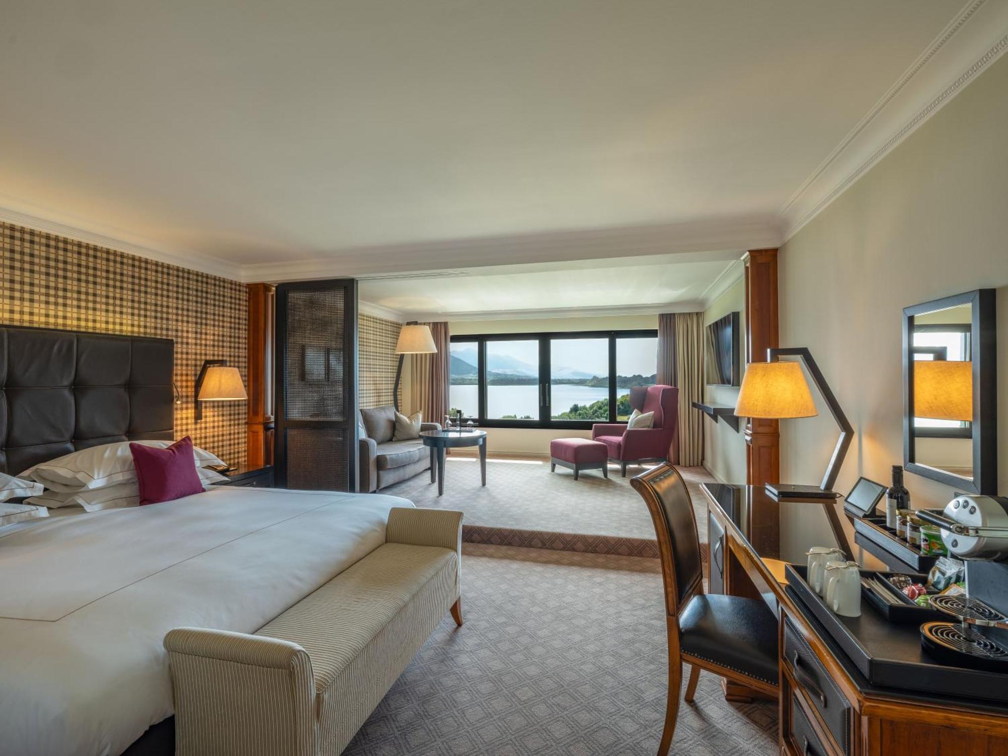 Hotel The Europe & 5*