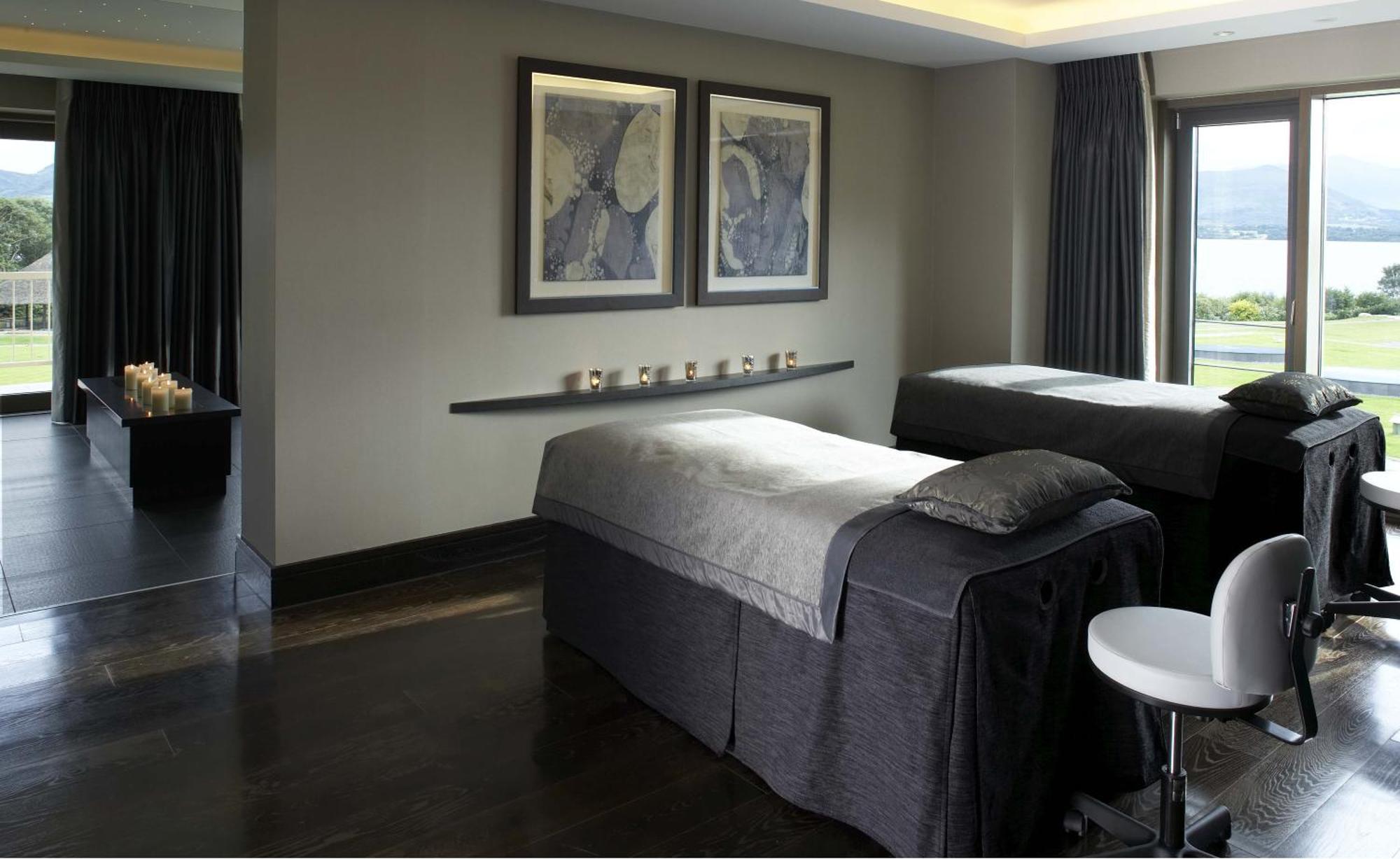 The Europe & Hotel