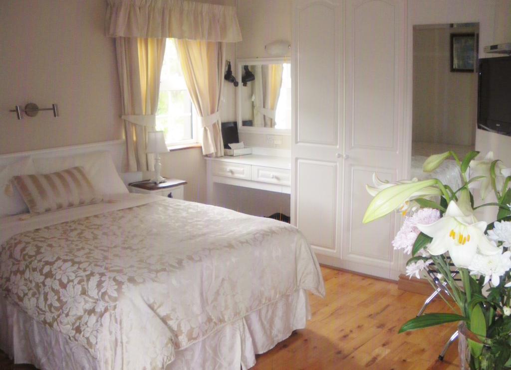 Bed & Breakfast Redwood 4*