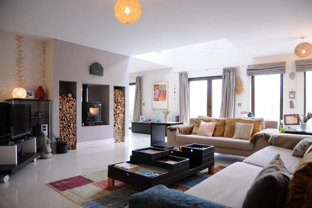 Ring Of Kerry 4 Bedroom House With Private Garden, Table Tennis * Killarney