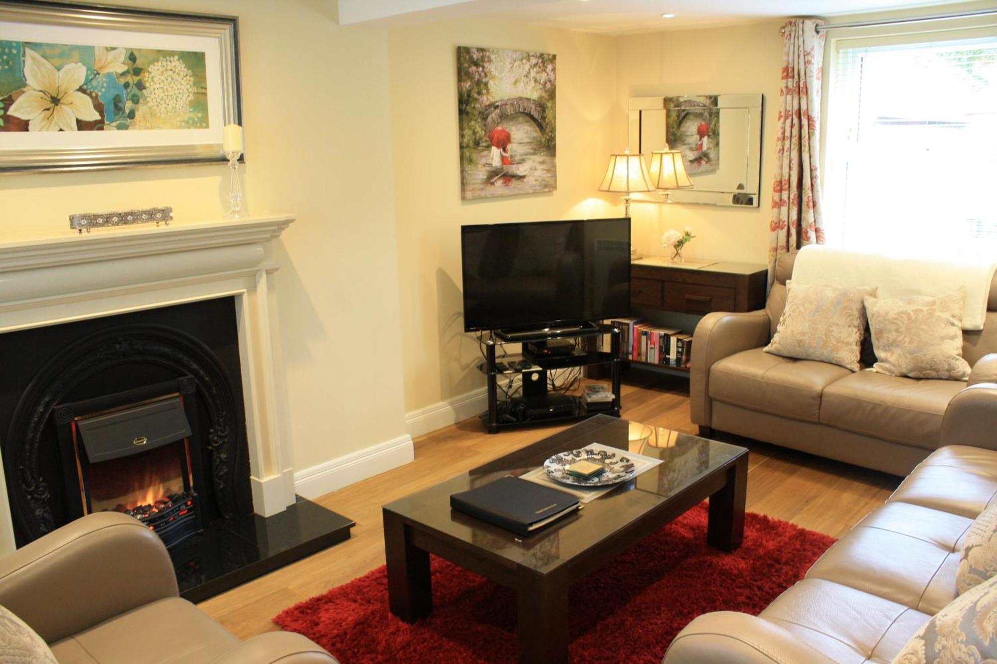 3 Fair Hill House Centrally Located With Parking And Wifi Sleeps 6 Killarney