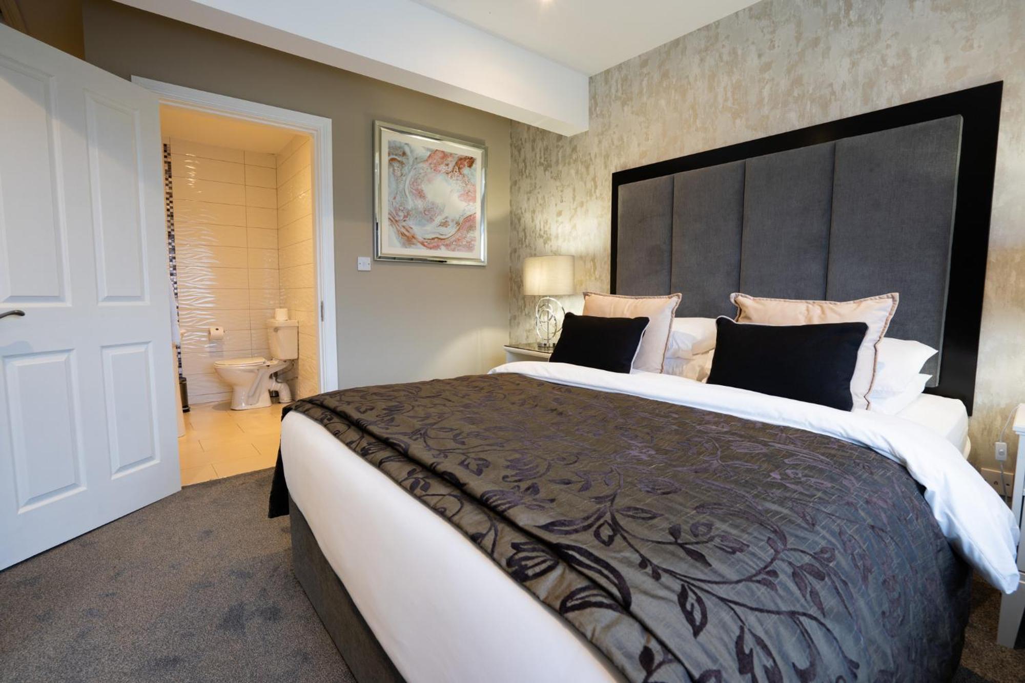 Muckross Luxury Residences *
