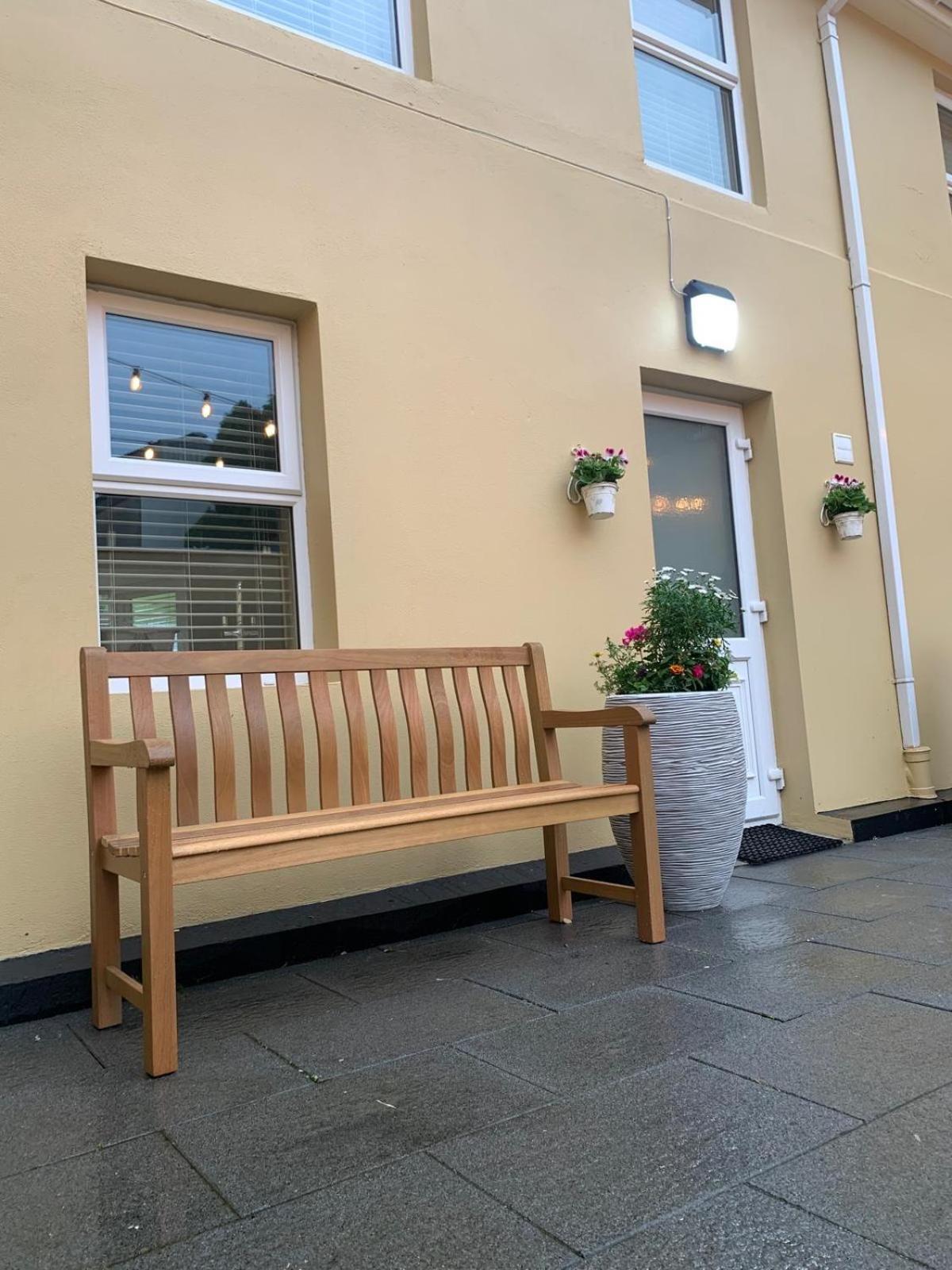 3 Fair Hill House Centrally Located With Parking And Wifi Sleeps 6 Killarney