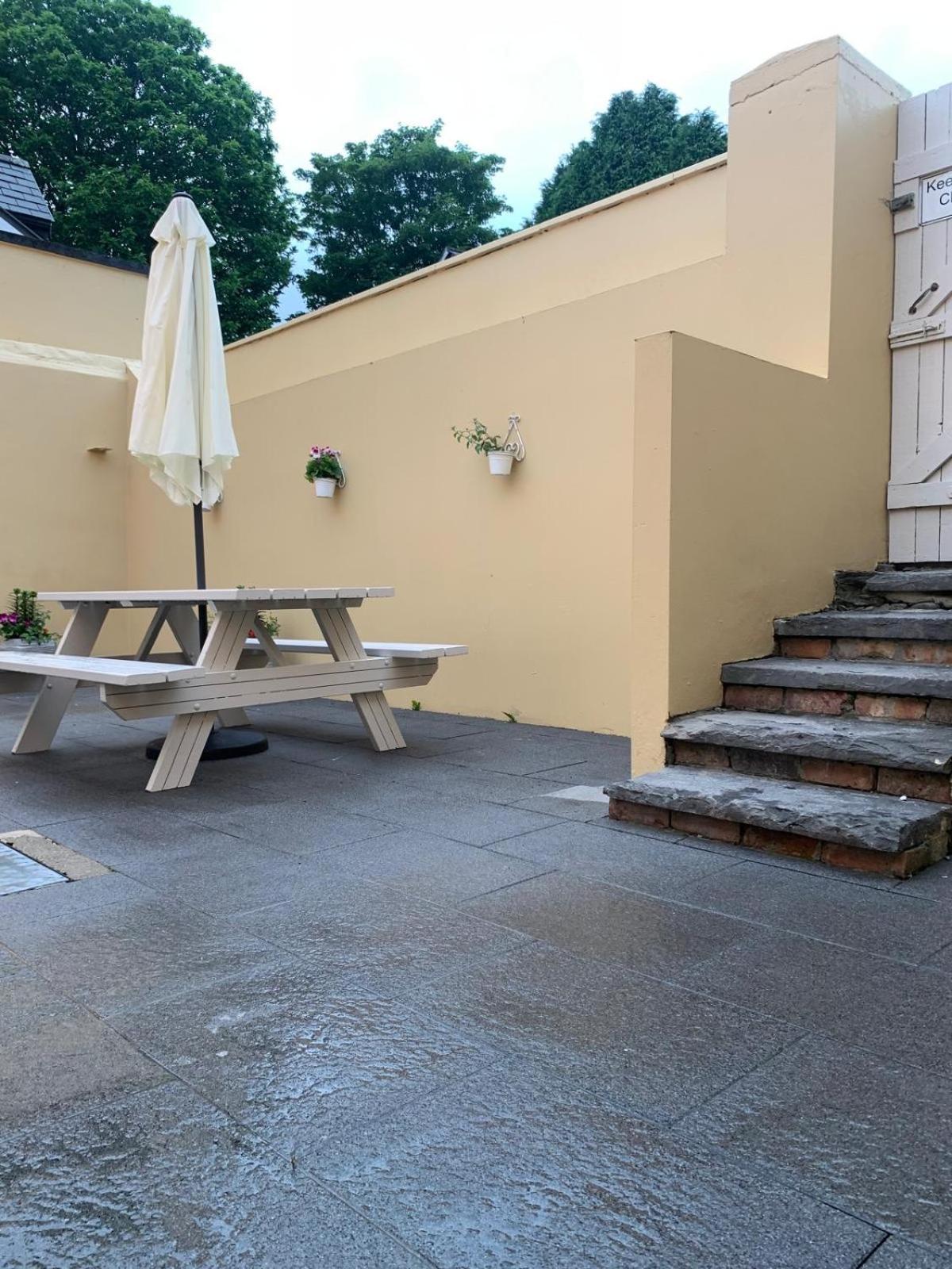 3 Fair Hill House Centrally Located With Parking And Wifi Sleeps 6 Holiday home *