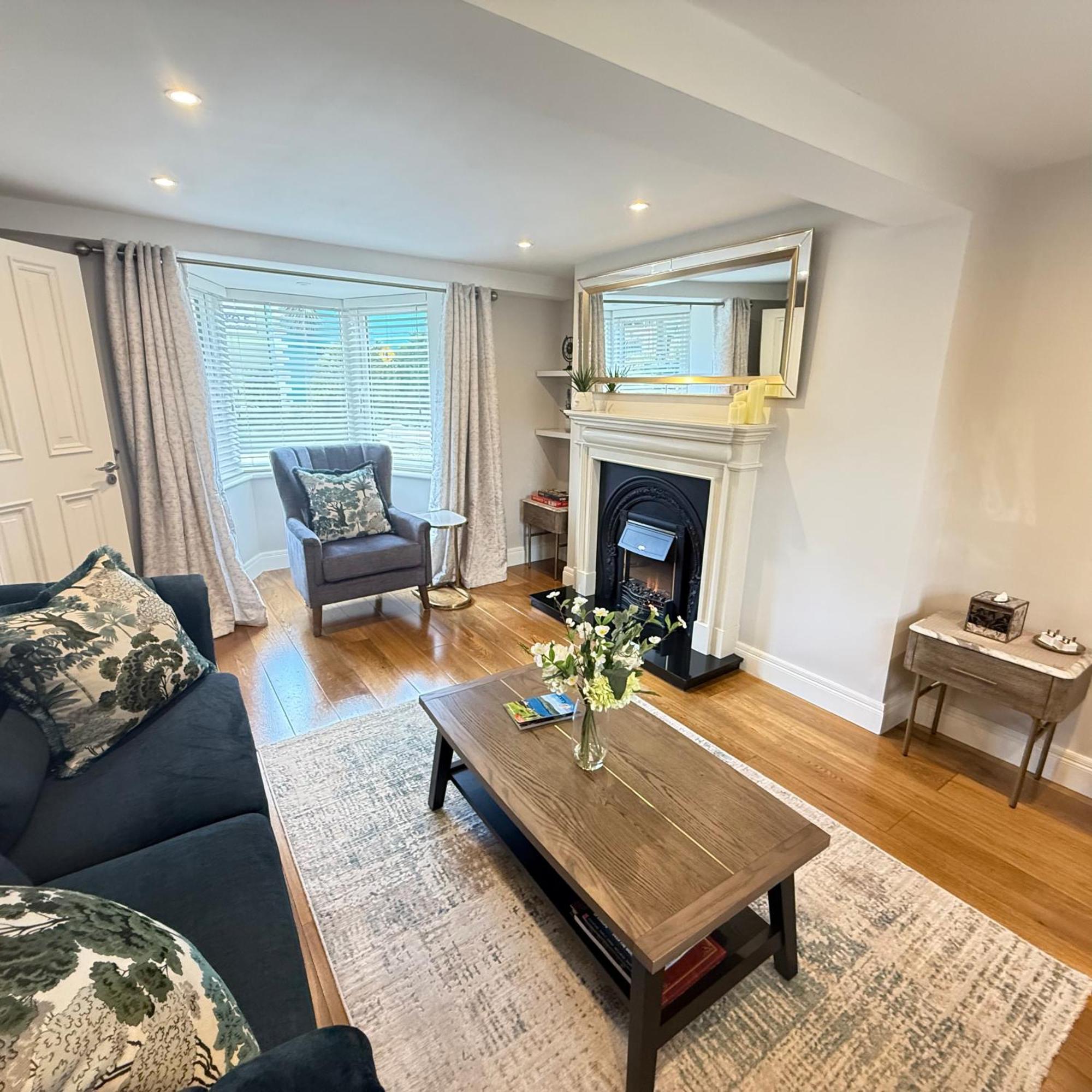 3 Fair Hill House Centrally Located With Parking And Wifi Sleeps 6 * Killarney