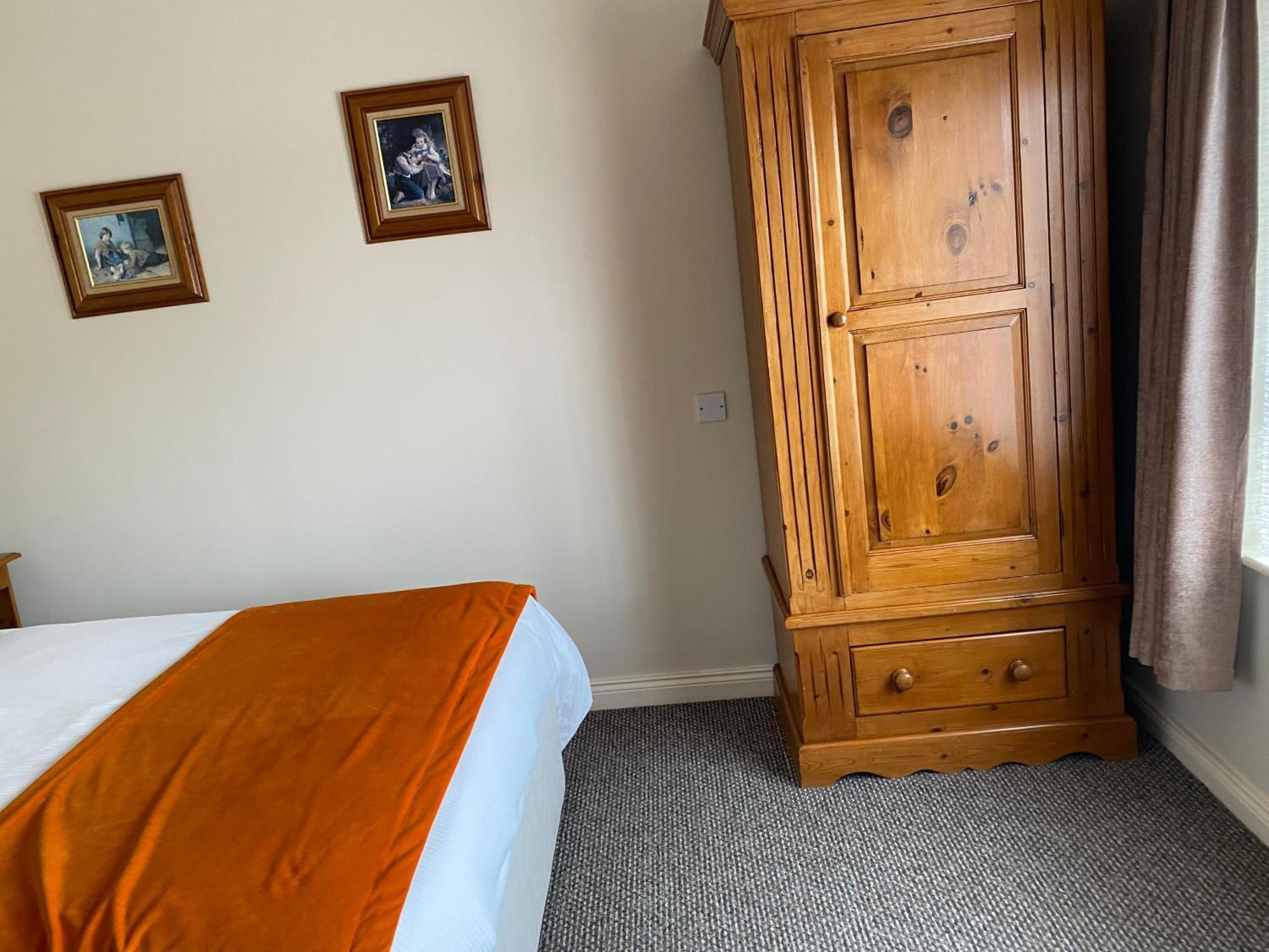 Guest house Ros 3*