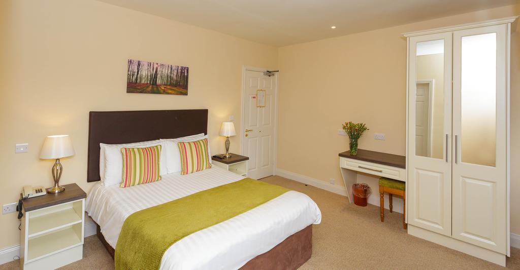 Ashville House 3*