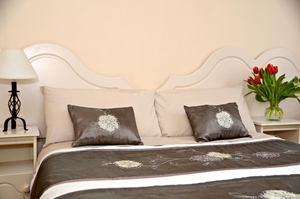 Bed & Breakfast Dromhall Heights 3*