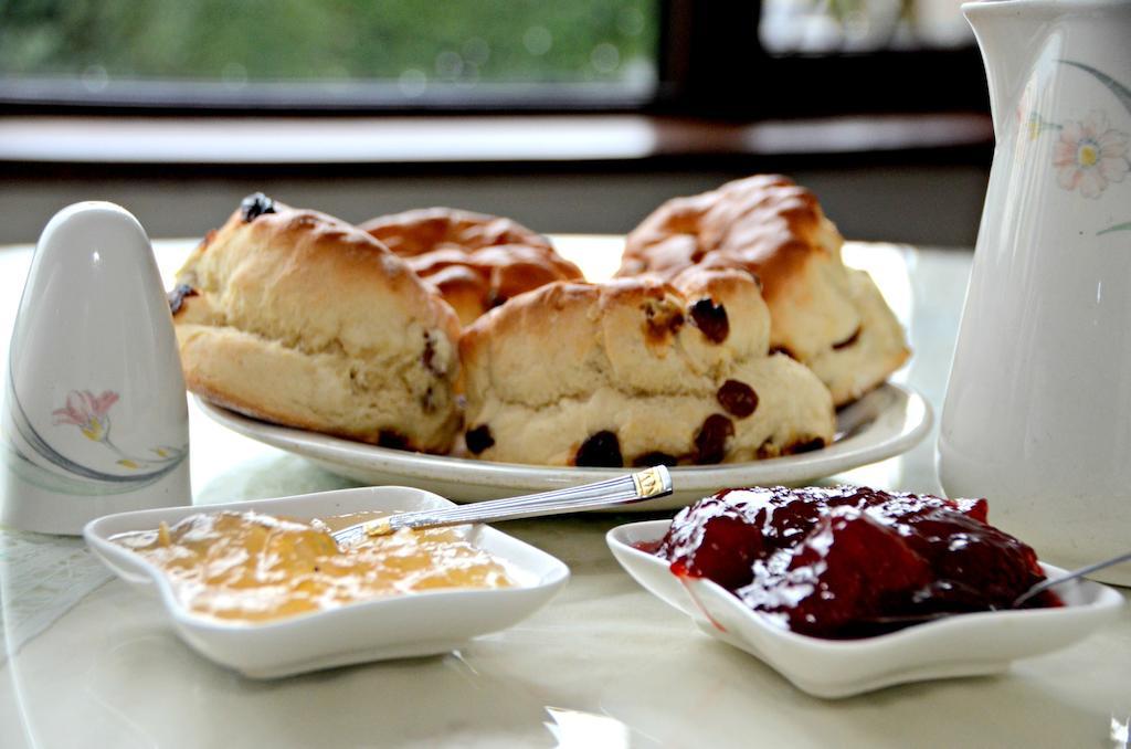 Bed & Breakfast Dromhall Heights 3*