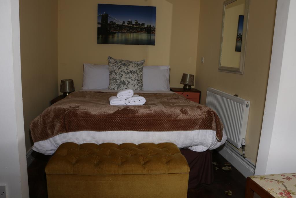 Bed & Breakfast Rockfield House 2*