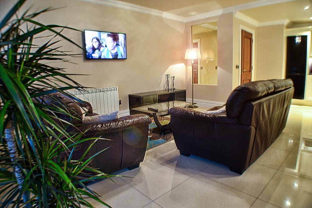 Reeks View Apartment *