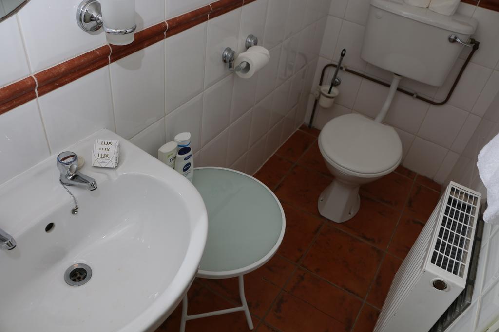 Bed & Breakfast Rockfield House