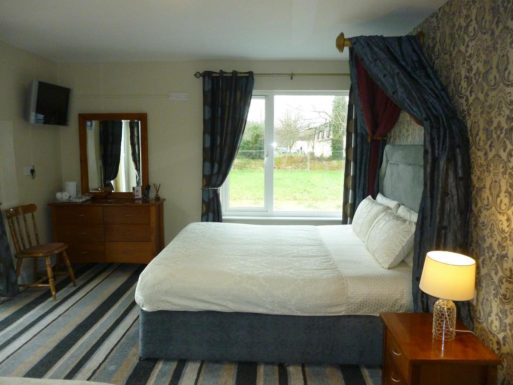 Killarney Inn