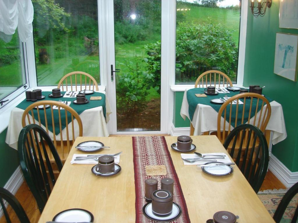 Loch Lein Hotel 4*