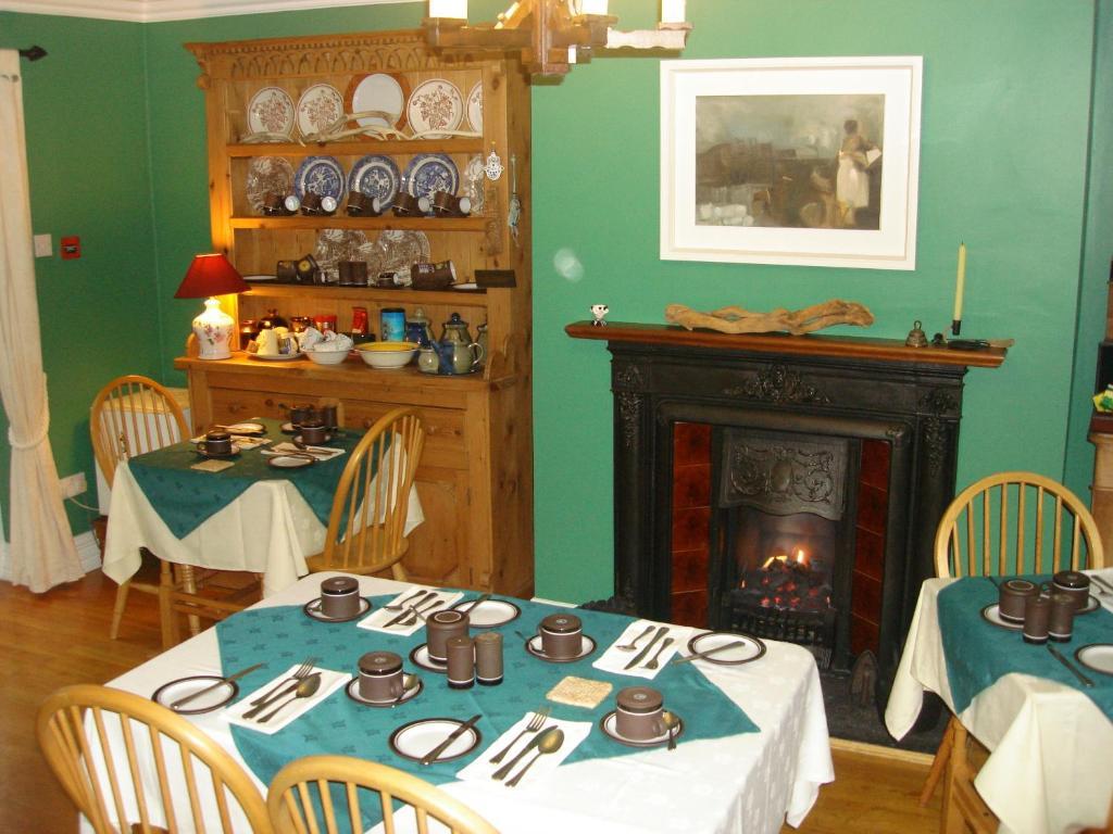 Loch Lein Hotel