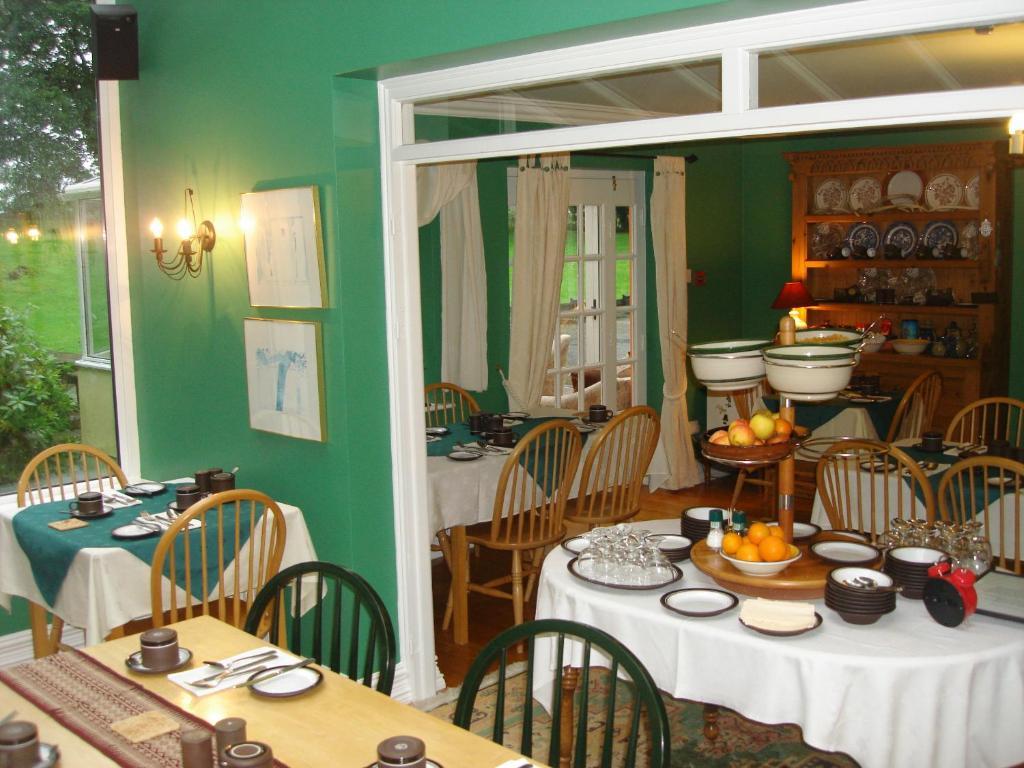 Loch Lein Hotel