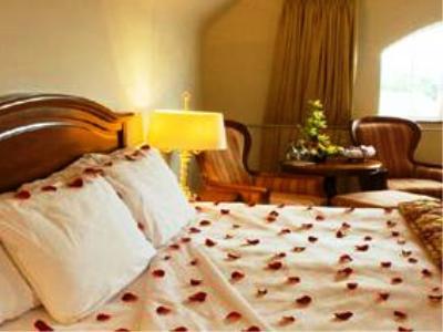 Avenue Hotel 4*