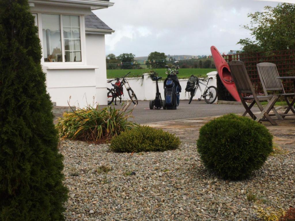 Holiday home Dirreen House