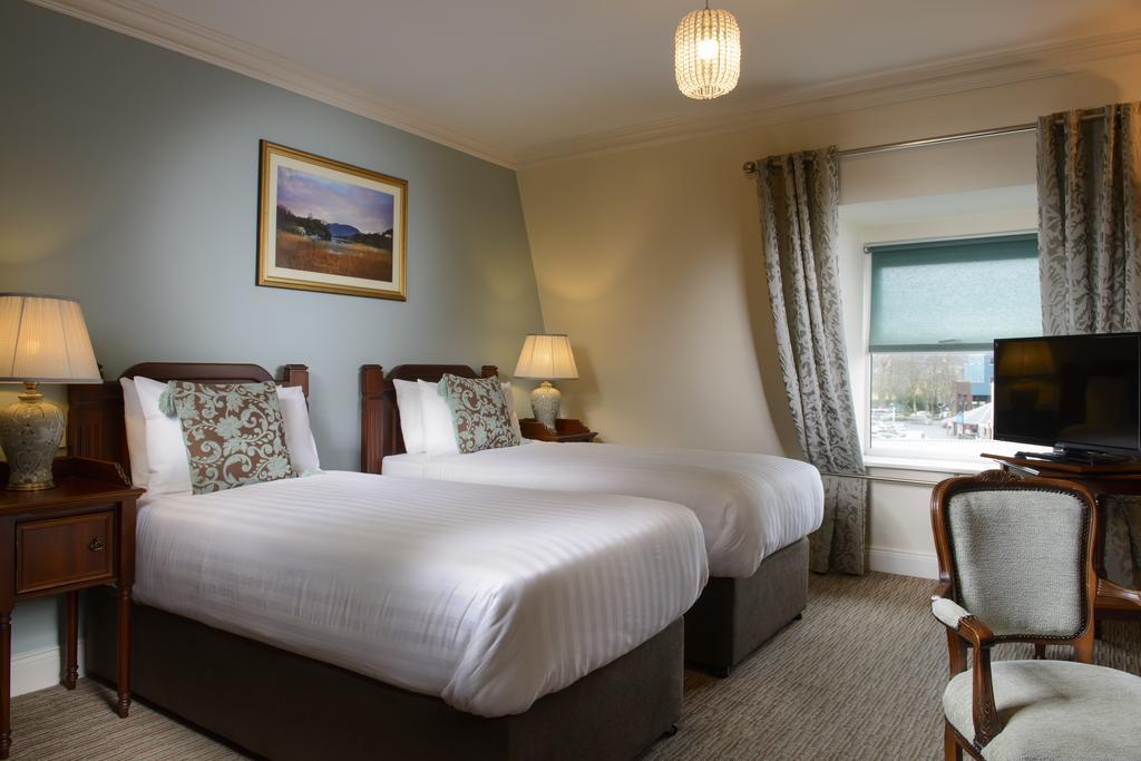 Mcsweeney Arms Hotel Killarney