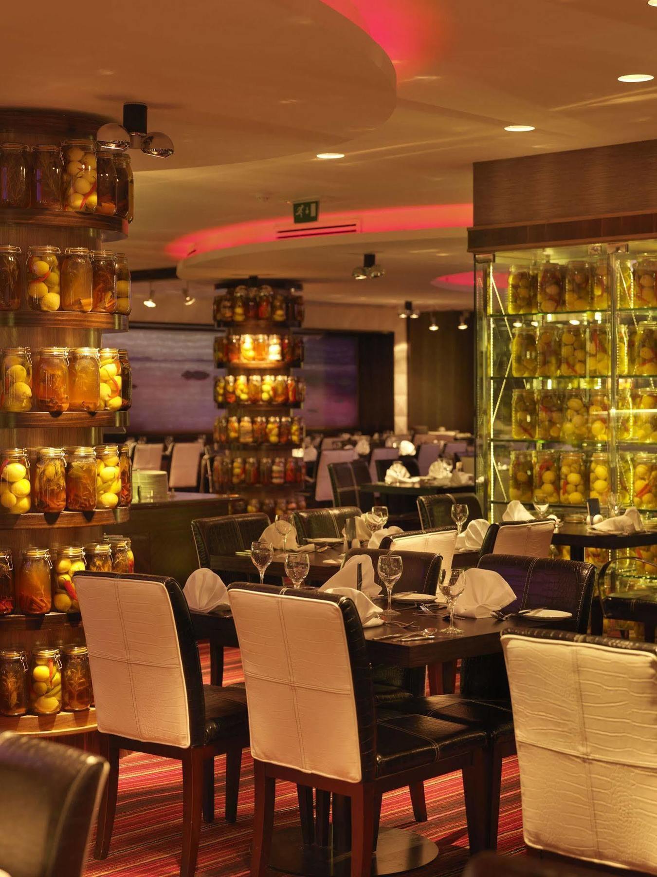 Hotel Towers & Leisure Centre 4*