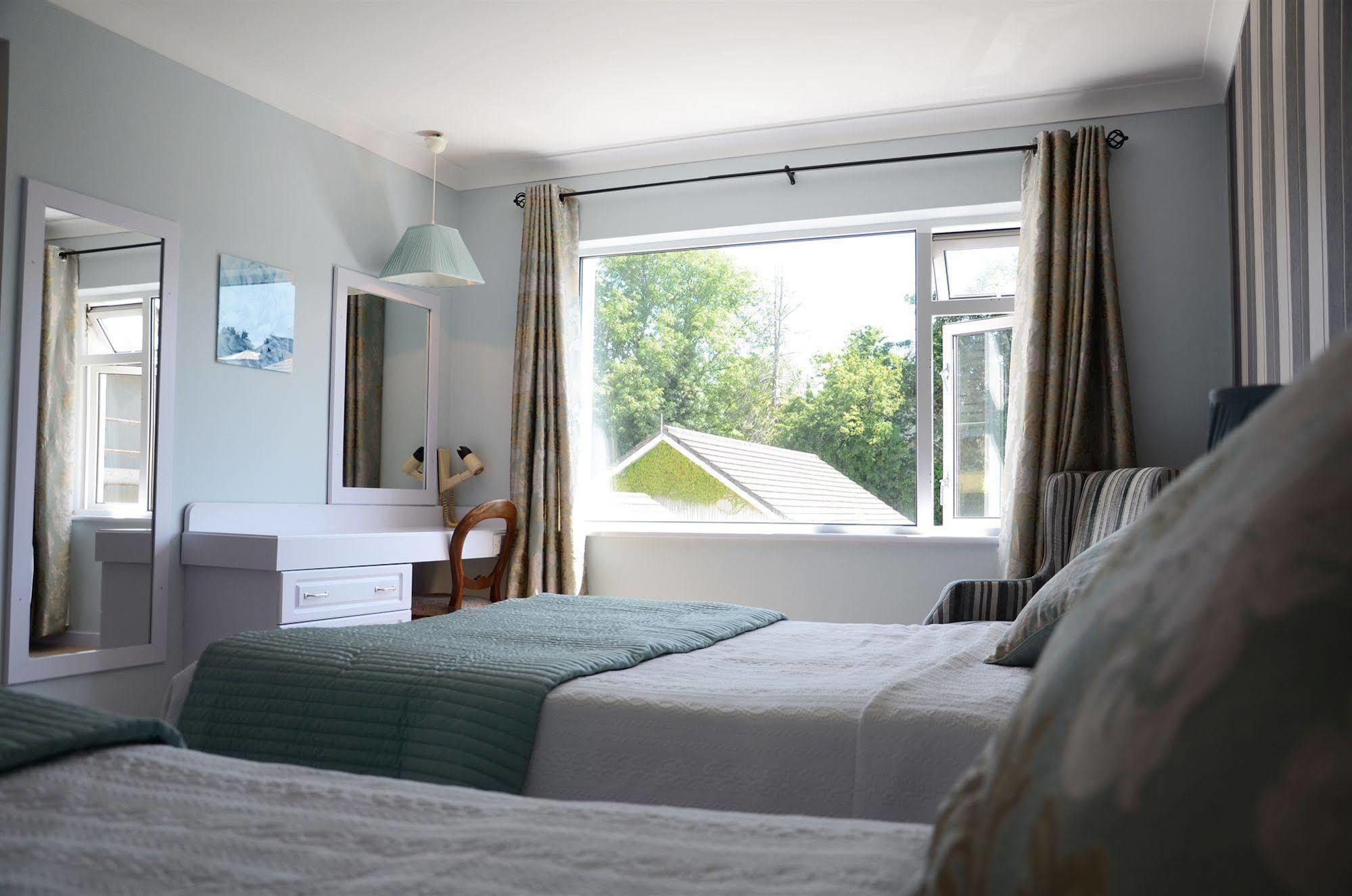 Bed & Breakfast Ardree House 4*