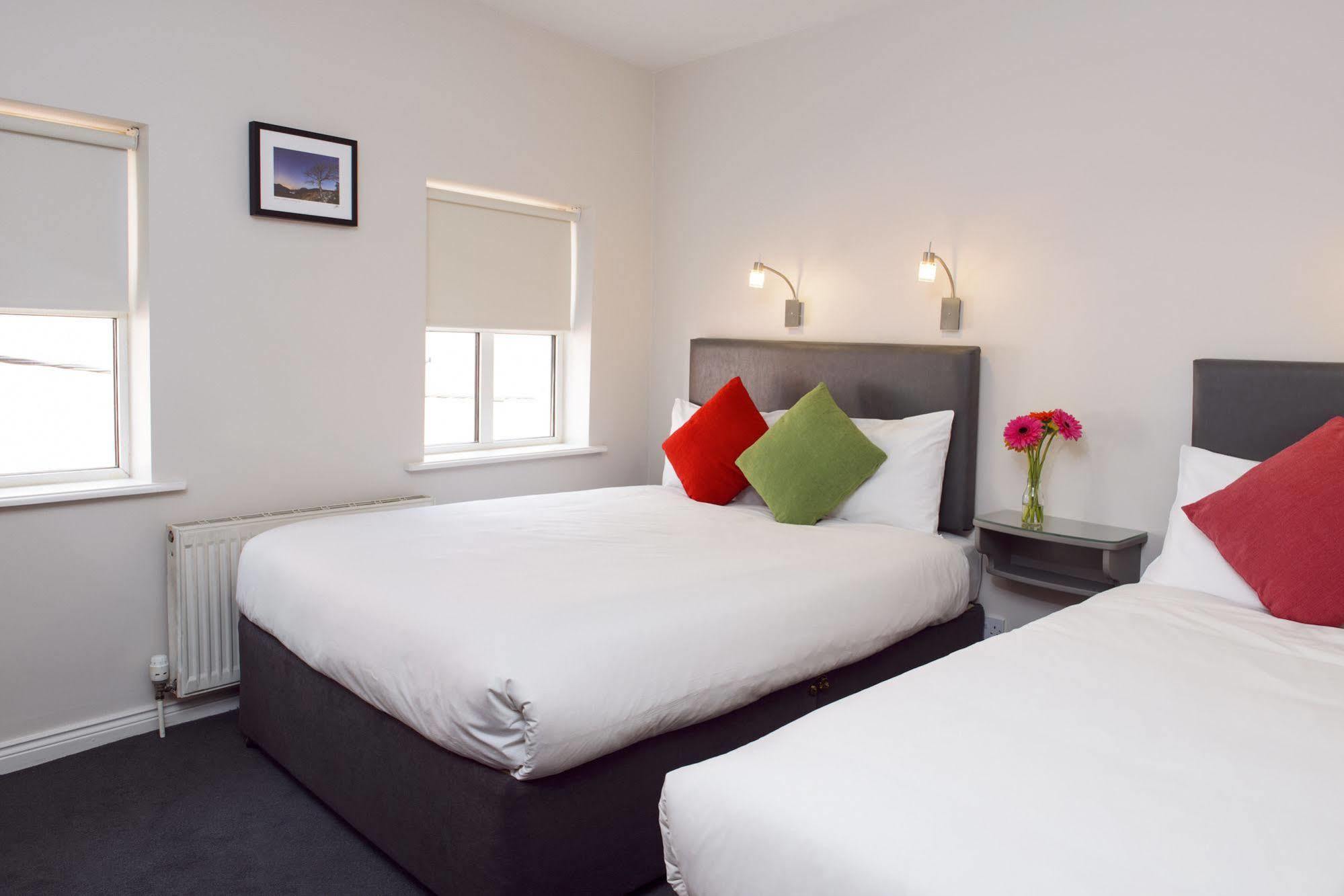 Dan Linehan'S B&B