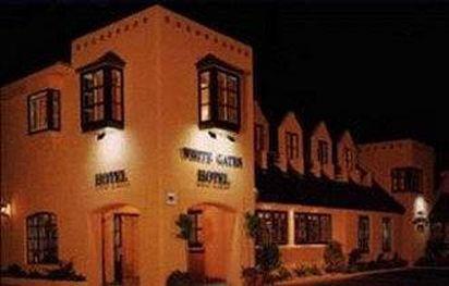Whitegates Pub & Killarney