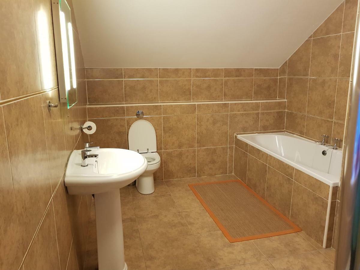 Ethan House Apartment *