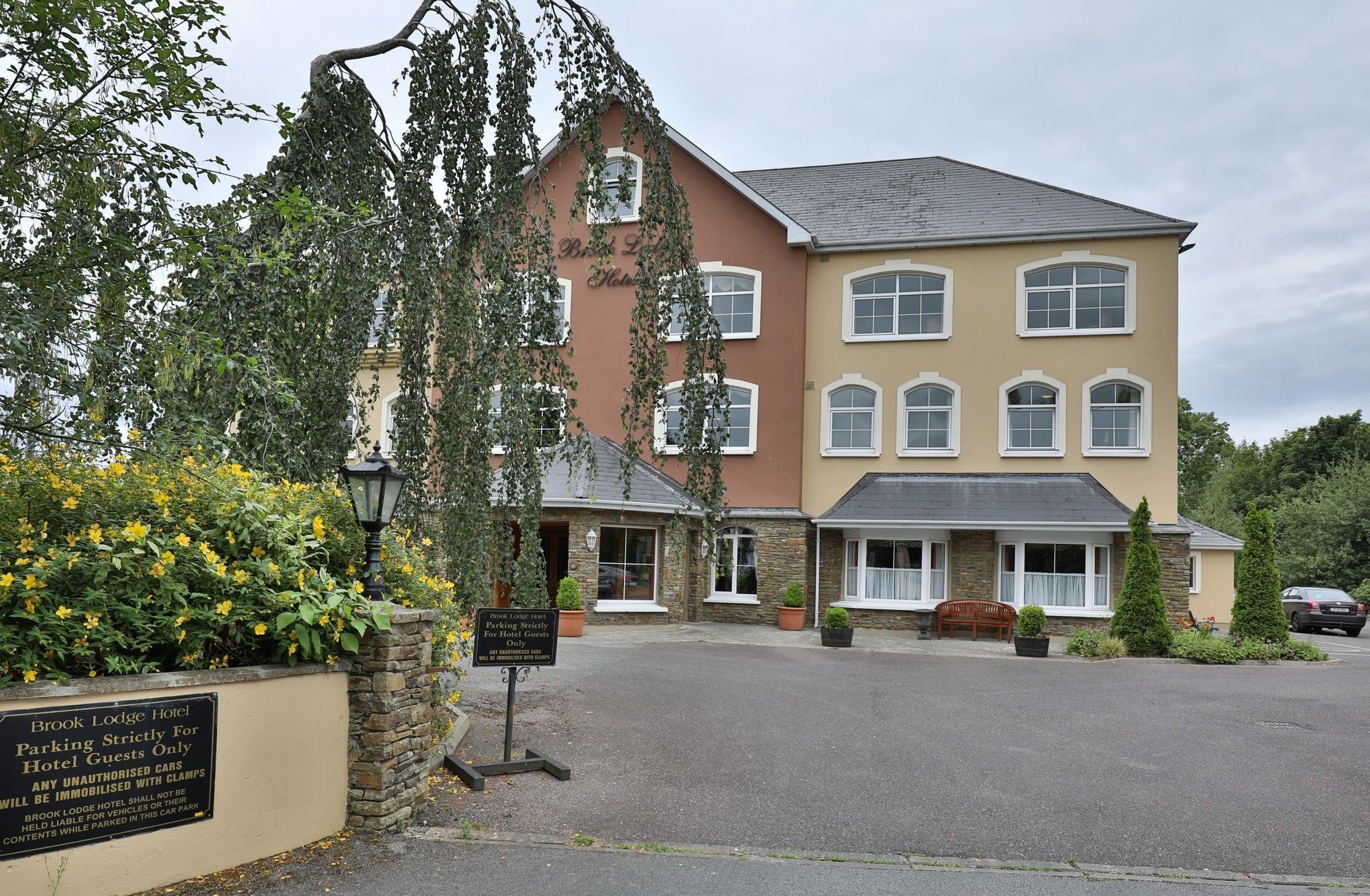 Brook Boutique 4*