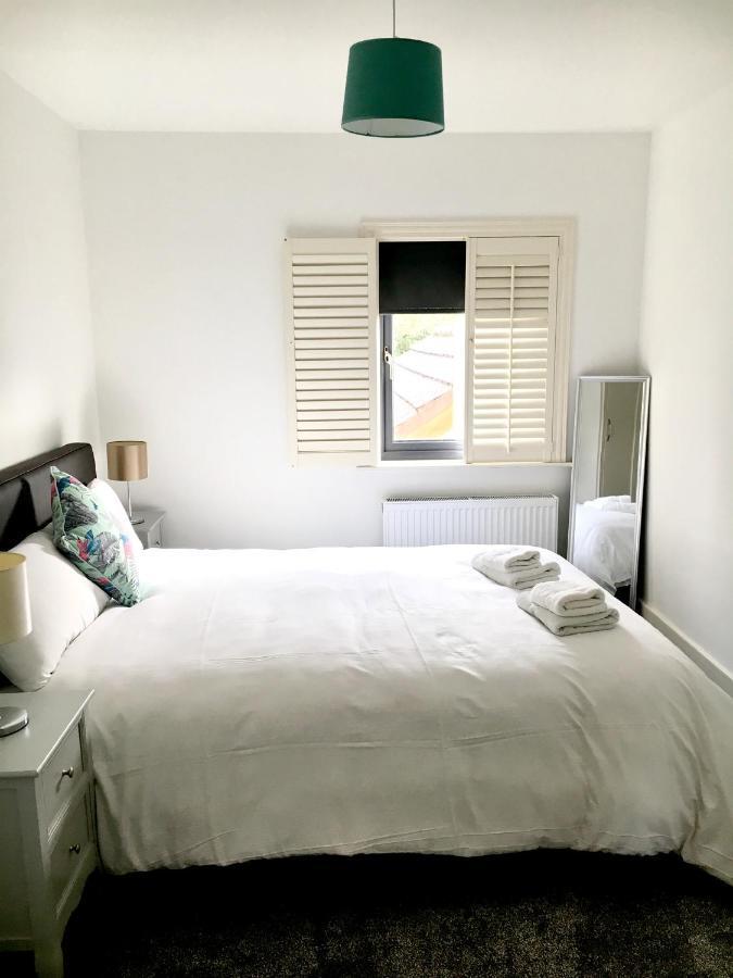 Shangri - La Spacious Family Townhouse Killarney