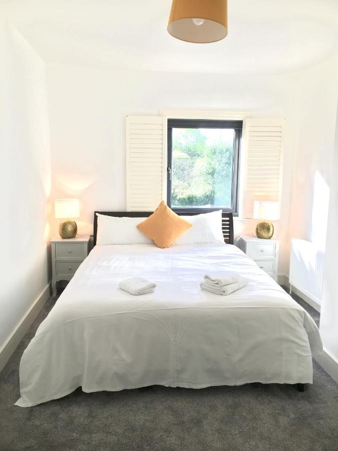 Shangri - La Spacious Family Townhouse Killarney