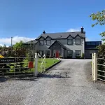 Luachra Lodge