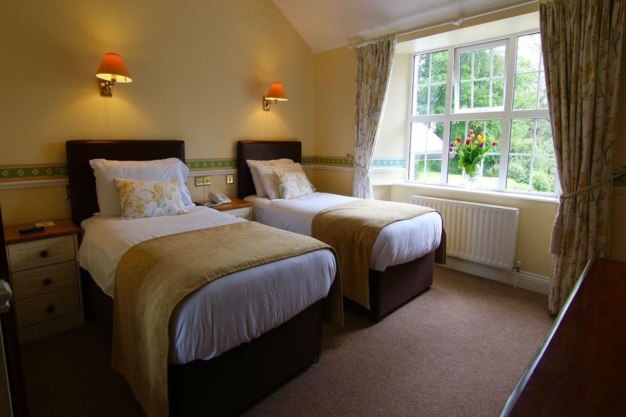 Killeen House And Rozzers Restaurant 3*